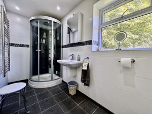 Photo 17- click for photo gallery